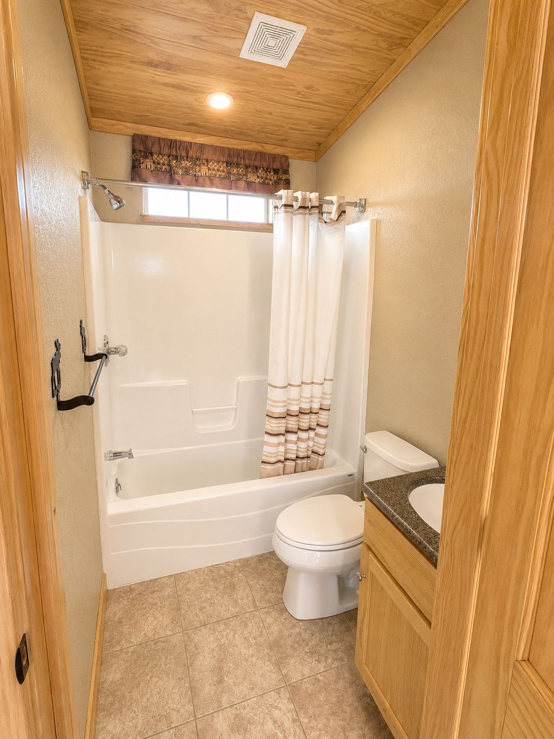 Studio bathroom